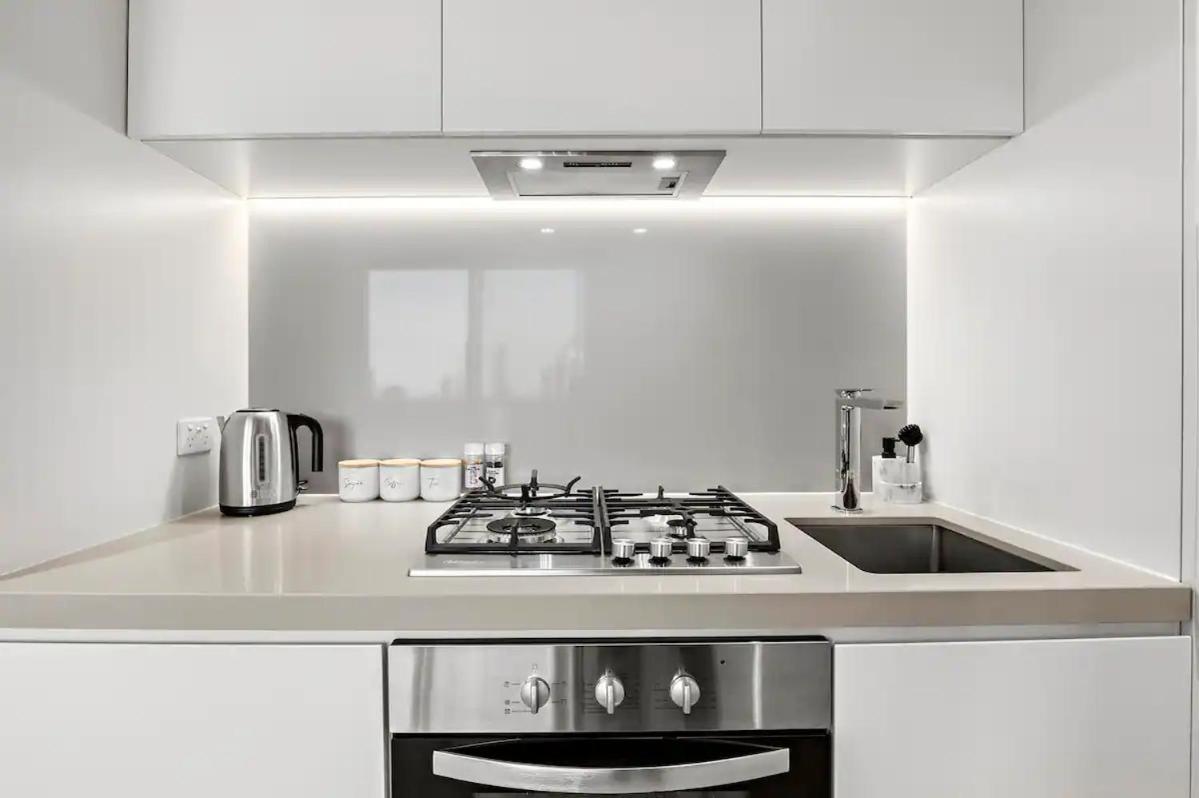 Luxury & Cosy In Cbd With Wi-fi & Parking * Melbourne
