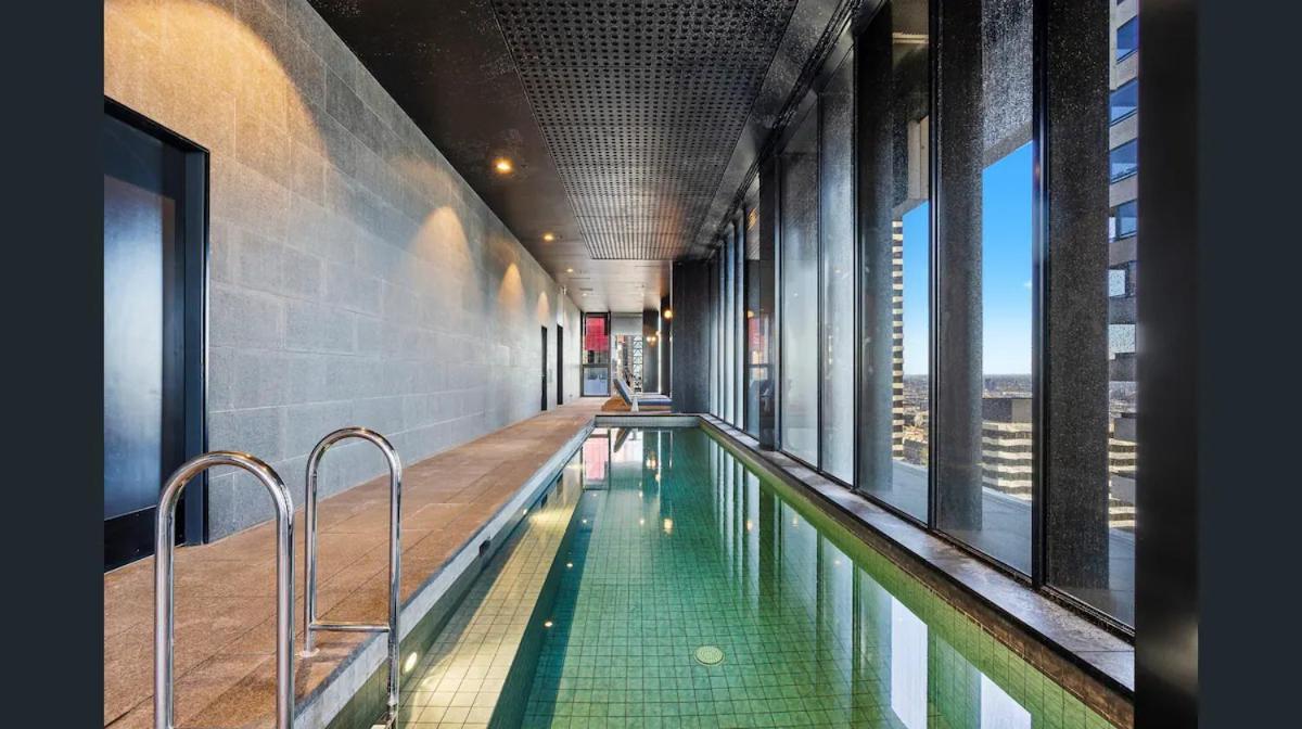Luxury & Cosy In Cbd With Wi-fi & Parking