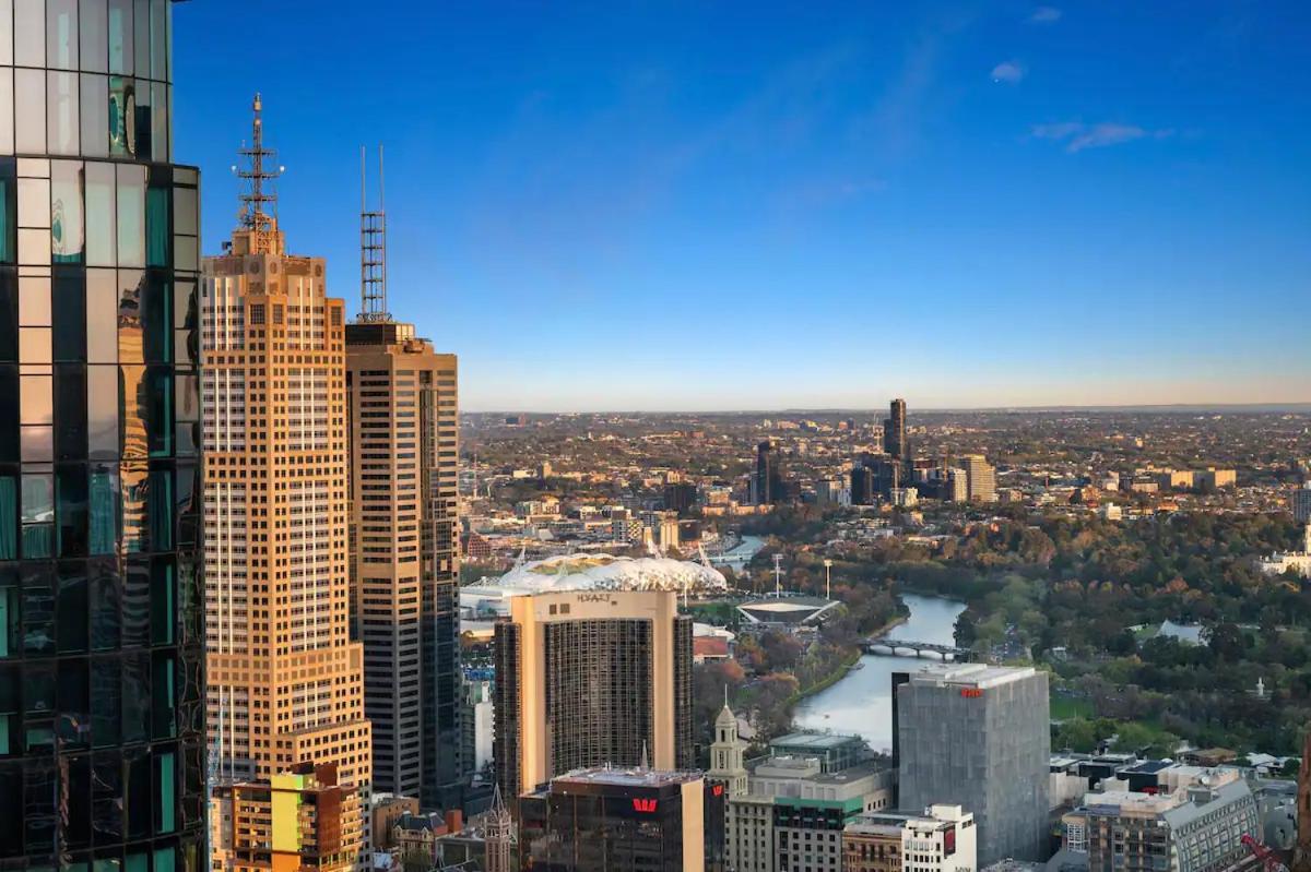 Luxury & Cosy In Cbd With Wi-fi & Parking *