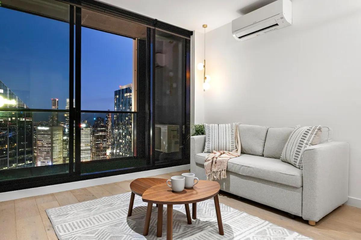Apartment Luxury & Cosy In Cbd With Wi-fi & Parking Melbourne