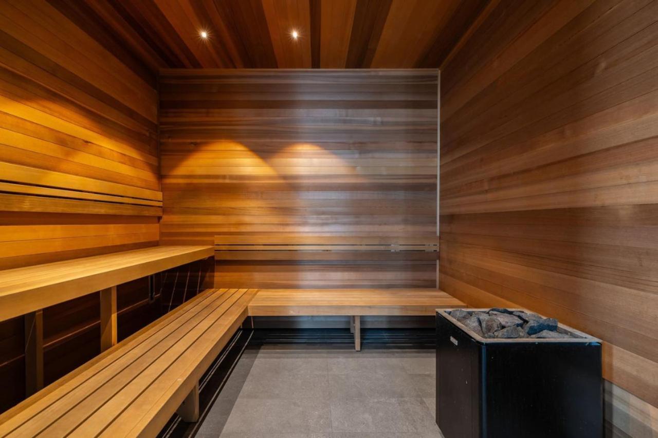 Opulent At Westside Place Apartment *