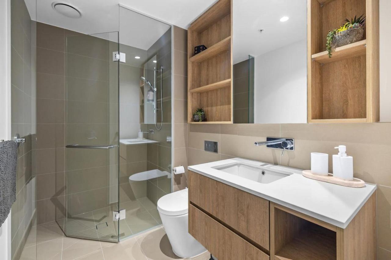 Opulent At Westside Place