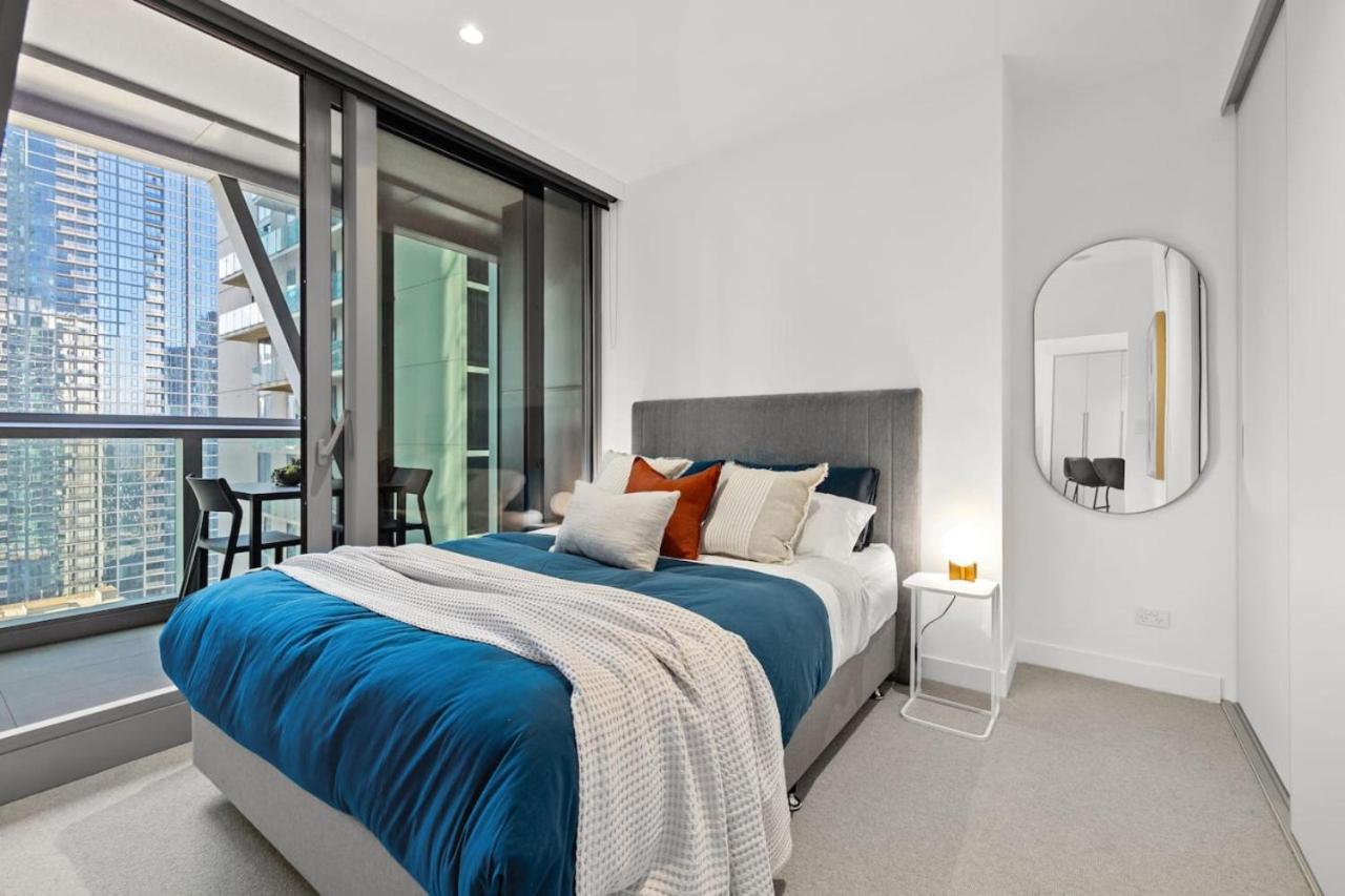Opulent At Westside Place Apartment