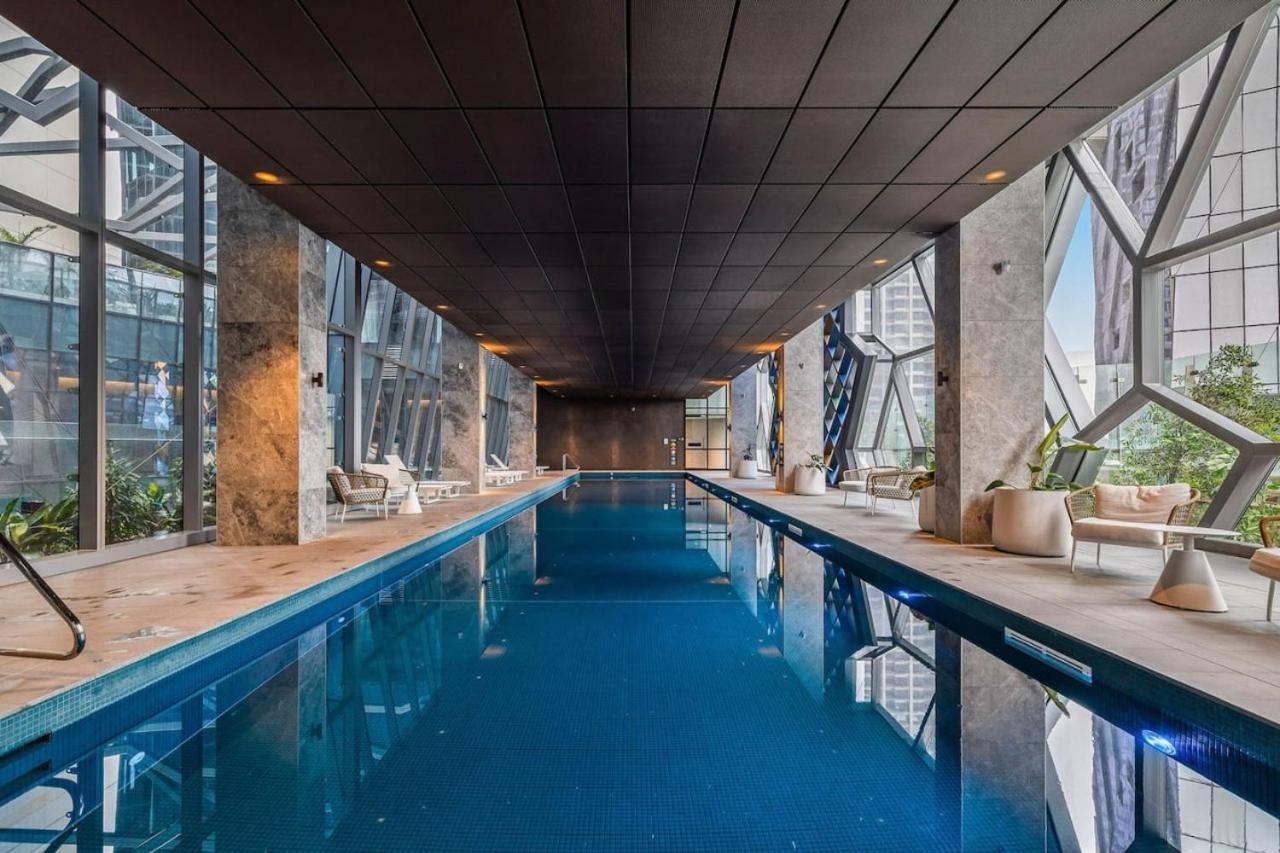 Opulent At Westside Place
