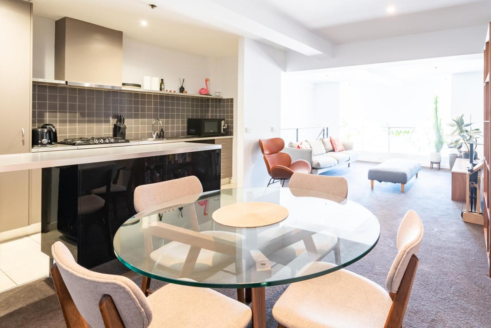 Apartment Light-filled Converted Warehouse 2 Bedroom In Prahran Melbourne