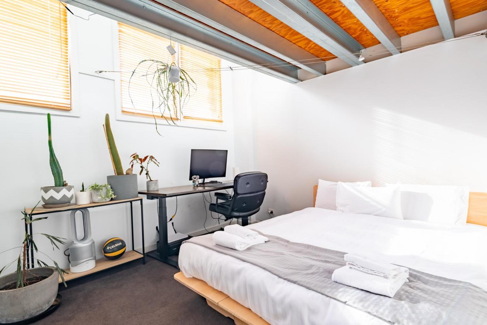 Light-filled Converted Warehouse 2 Bedroom In Prahran Melbourne