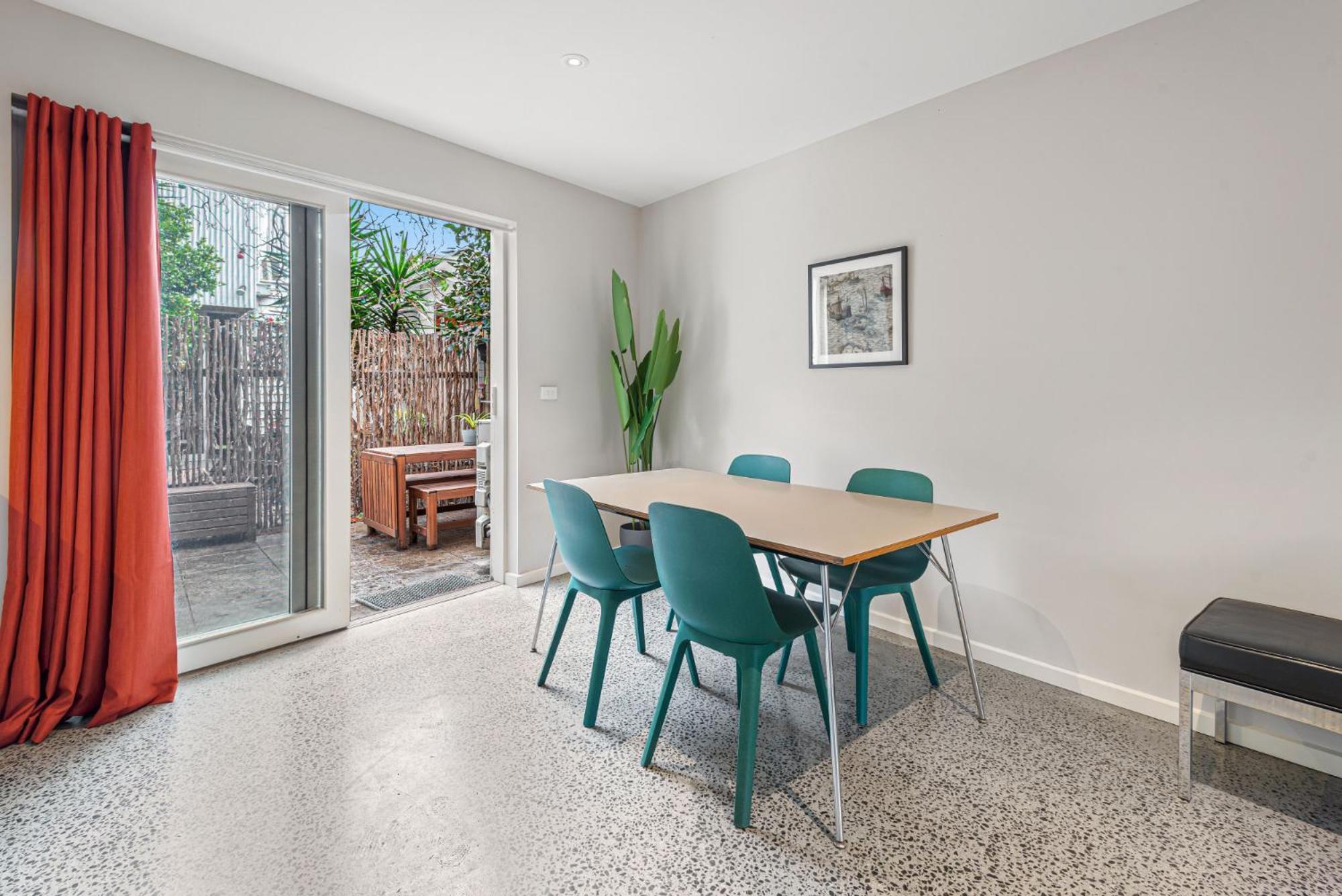 Convenient Bayside Living At The Edge Of The * Melbourne
