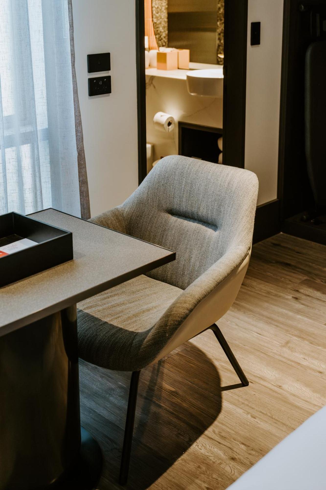 The Motley Richmond, Tapestry Collection By Hilton 4* Melbourne