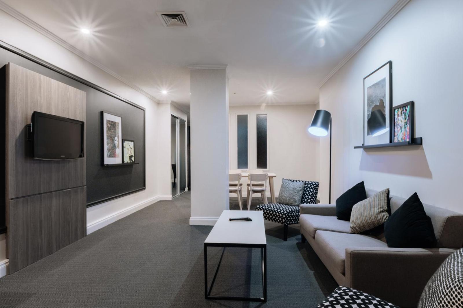 Chic 1-bedroom In Cbd Apartment *
