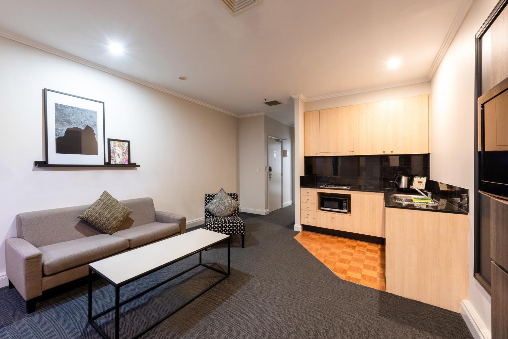 Apartment Chic 1-bedroom In Cbd