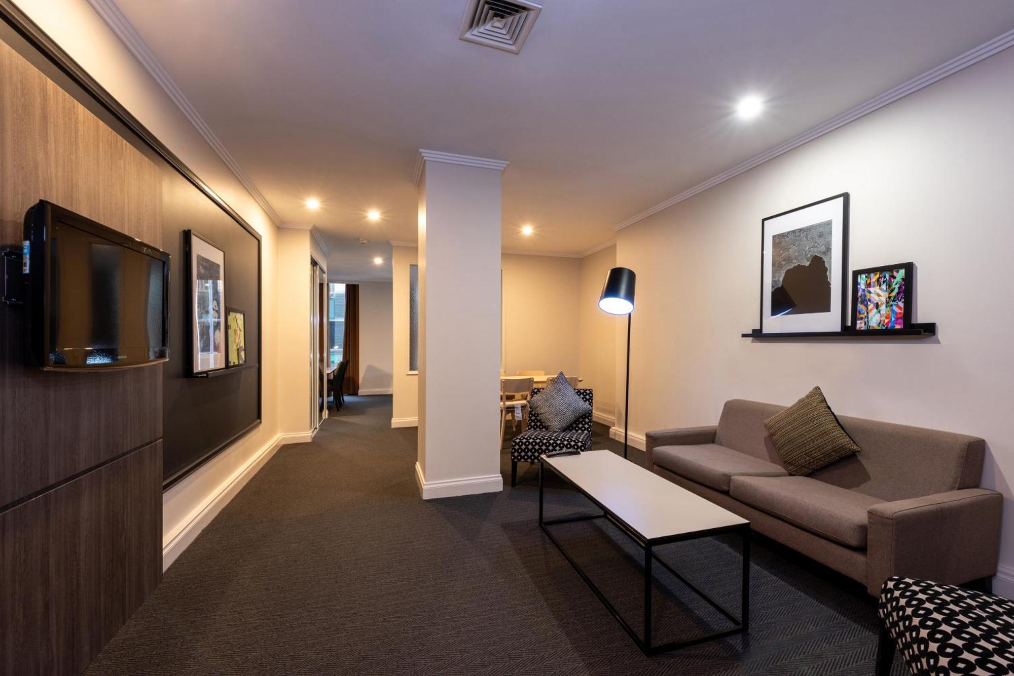 Chic 1-bedroom In Cbd Apartment *