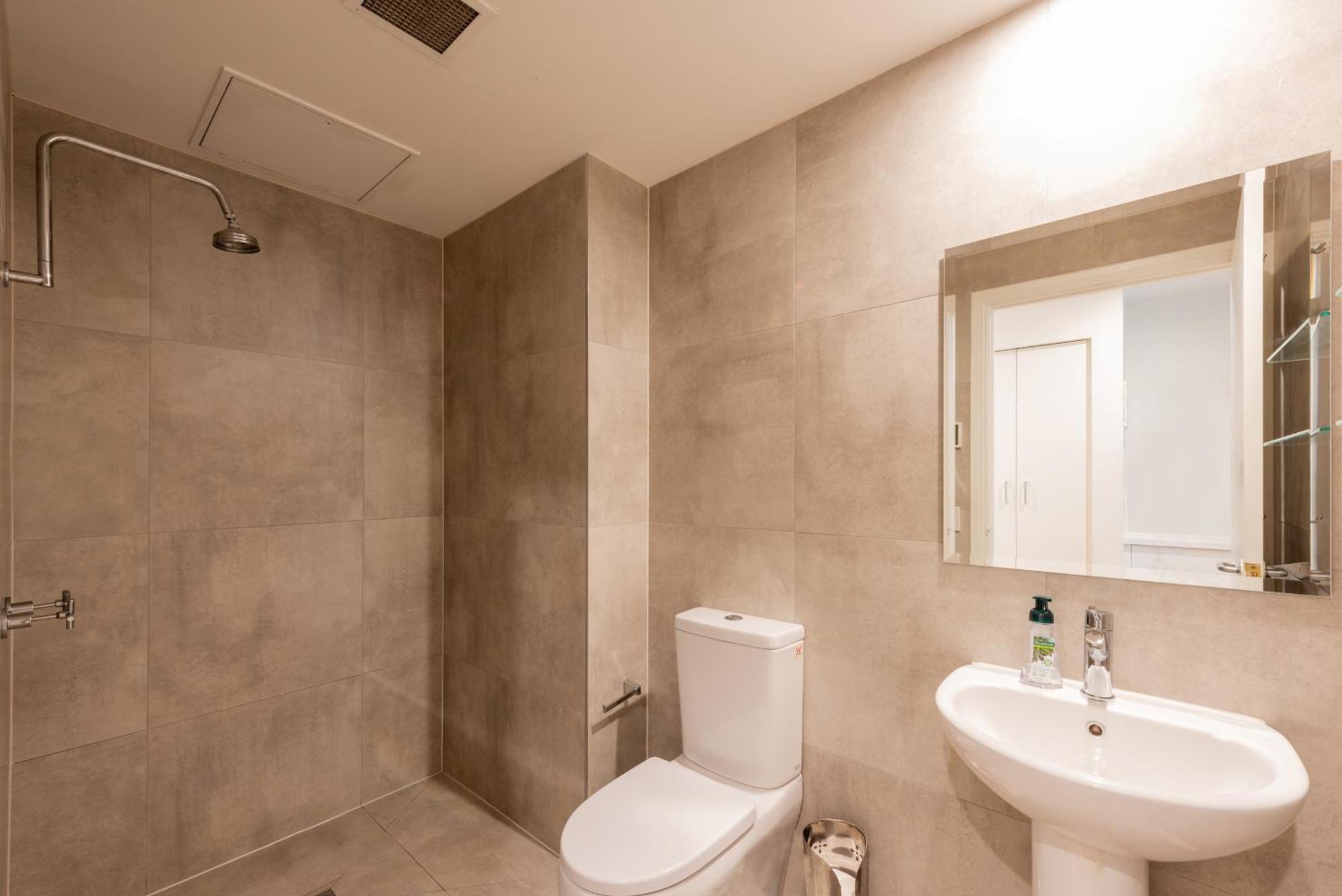 Apartment In The Heart Of Cbd!