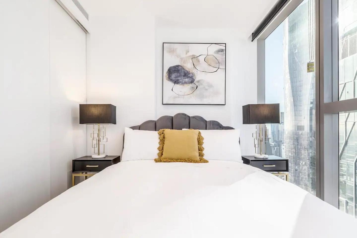 Apartment West Side Trendy Dynamic Cbd Lifestyle *