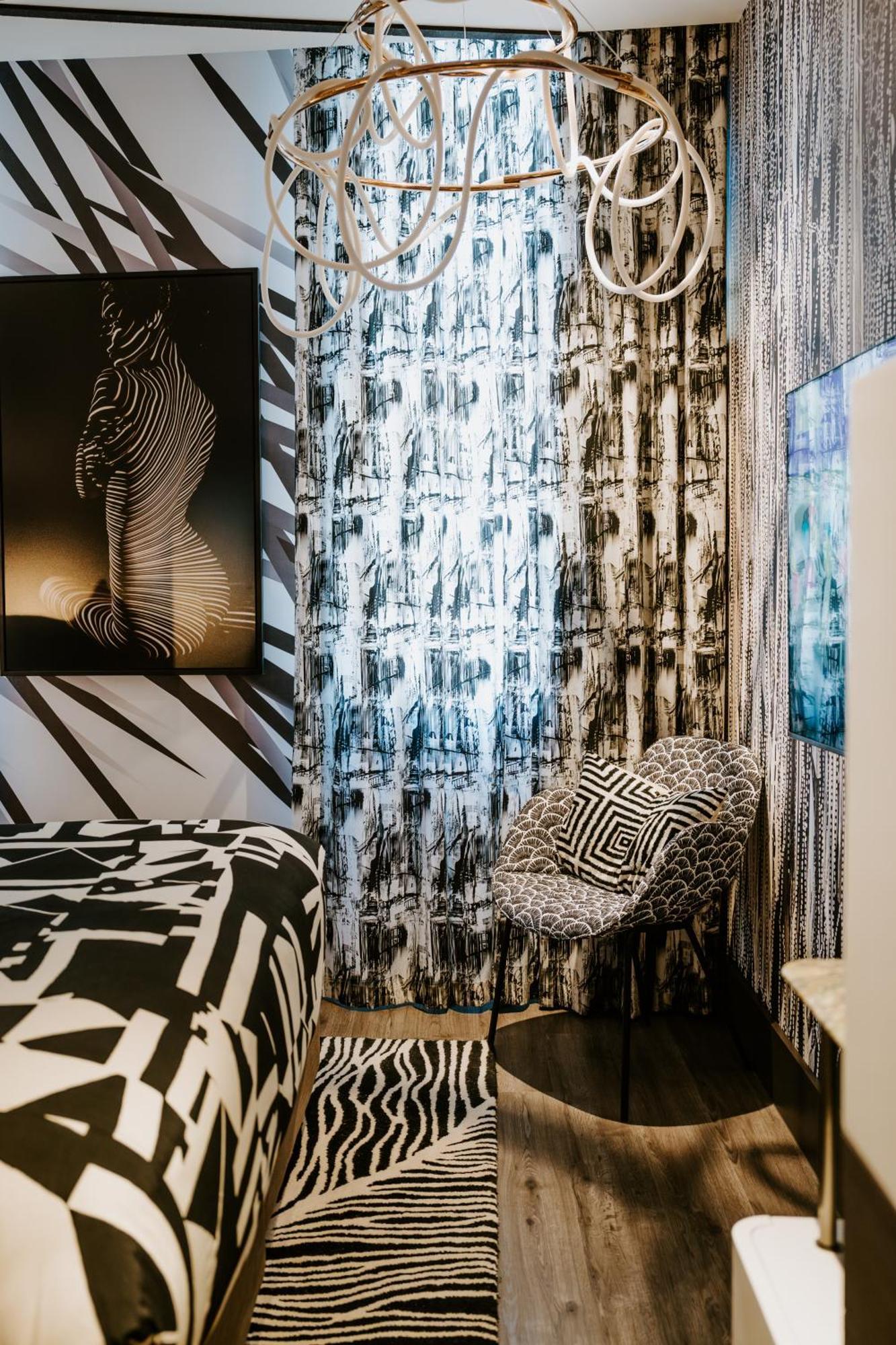 The Motley Richmond, Tapestry Collection By Hilton Hotel