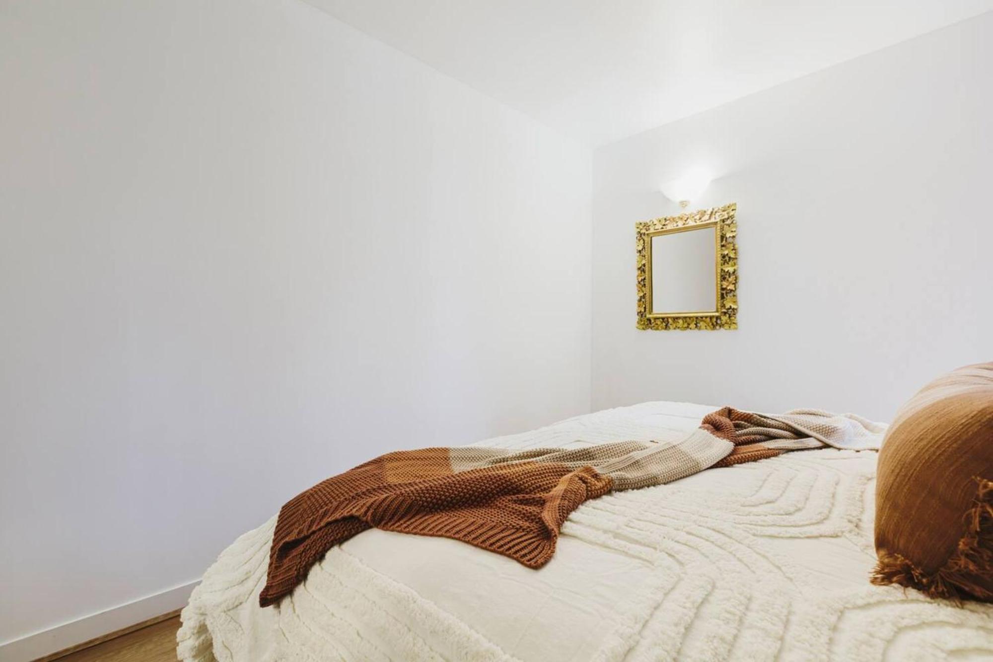 Exec King Bed Skybus Sthn X Pking Pool Gym Sauna Apartment Melbourne