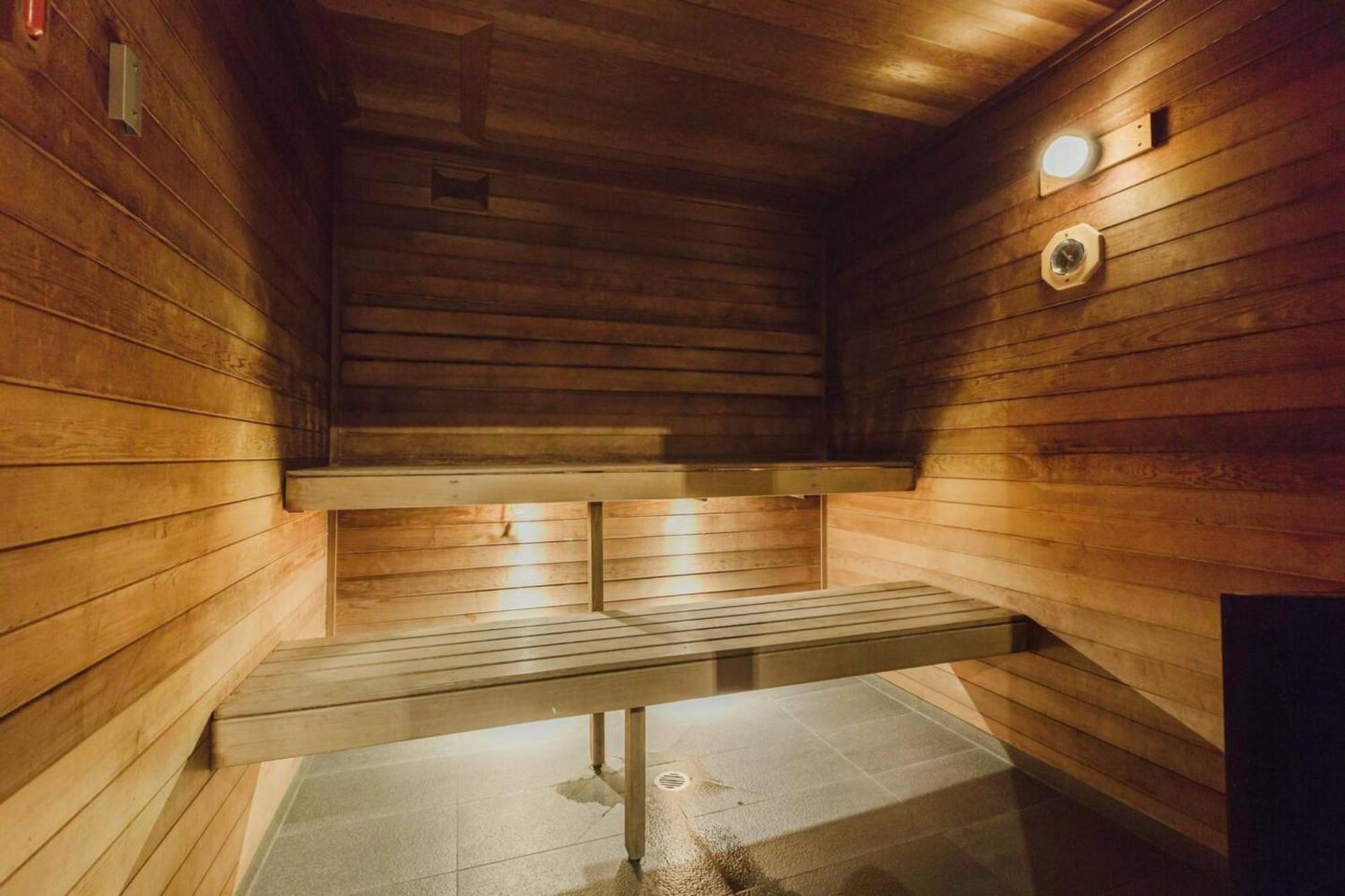 Exec King Bed Skybus Sthn X Pking Pool Gym Sauna *