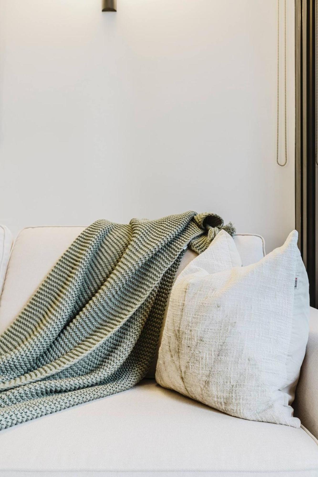 Exec King Bed Skybus Sthn X Pking Pool Gym Sauna Apartment Melbourne