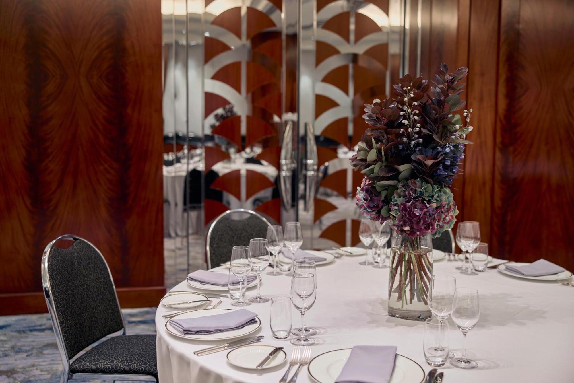 Park Hyatt 5*