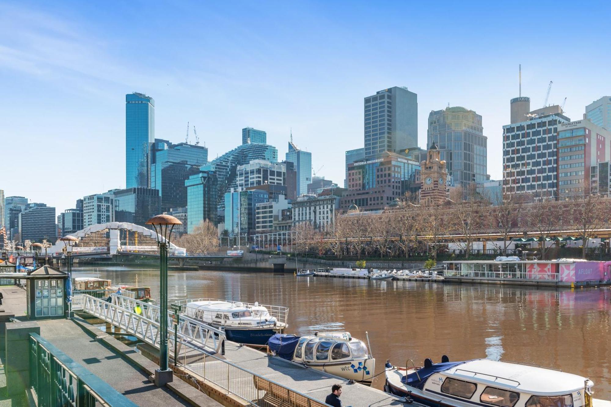 Dawson-australia108-close To Crown And Yarra River
