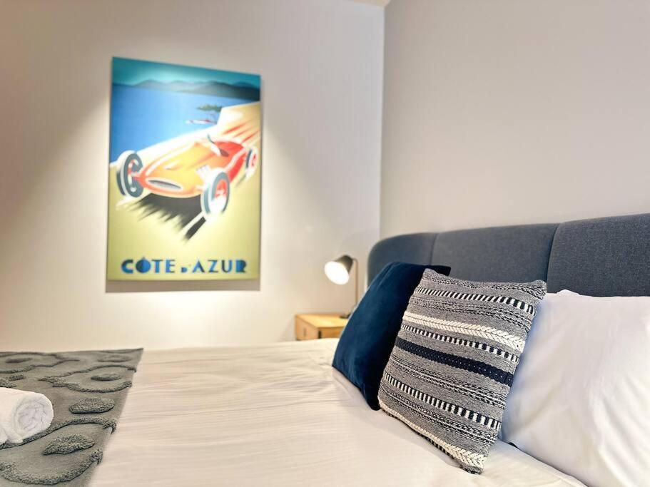 Apartment Stylish Urban Retreat In Cbd Melbourne