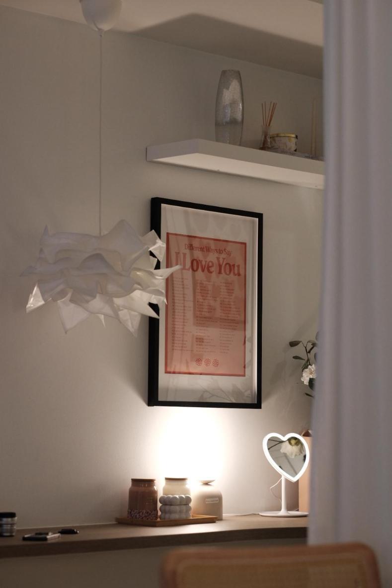 Collins Paris End Suite- 2 Bedrooms With Balcony Apartment
