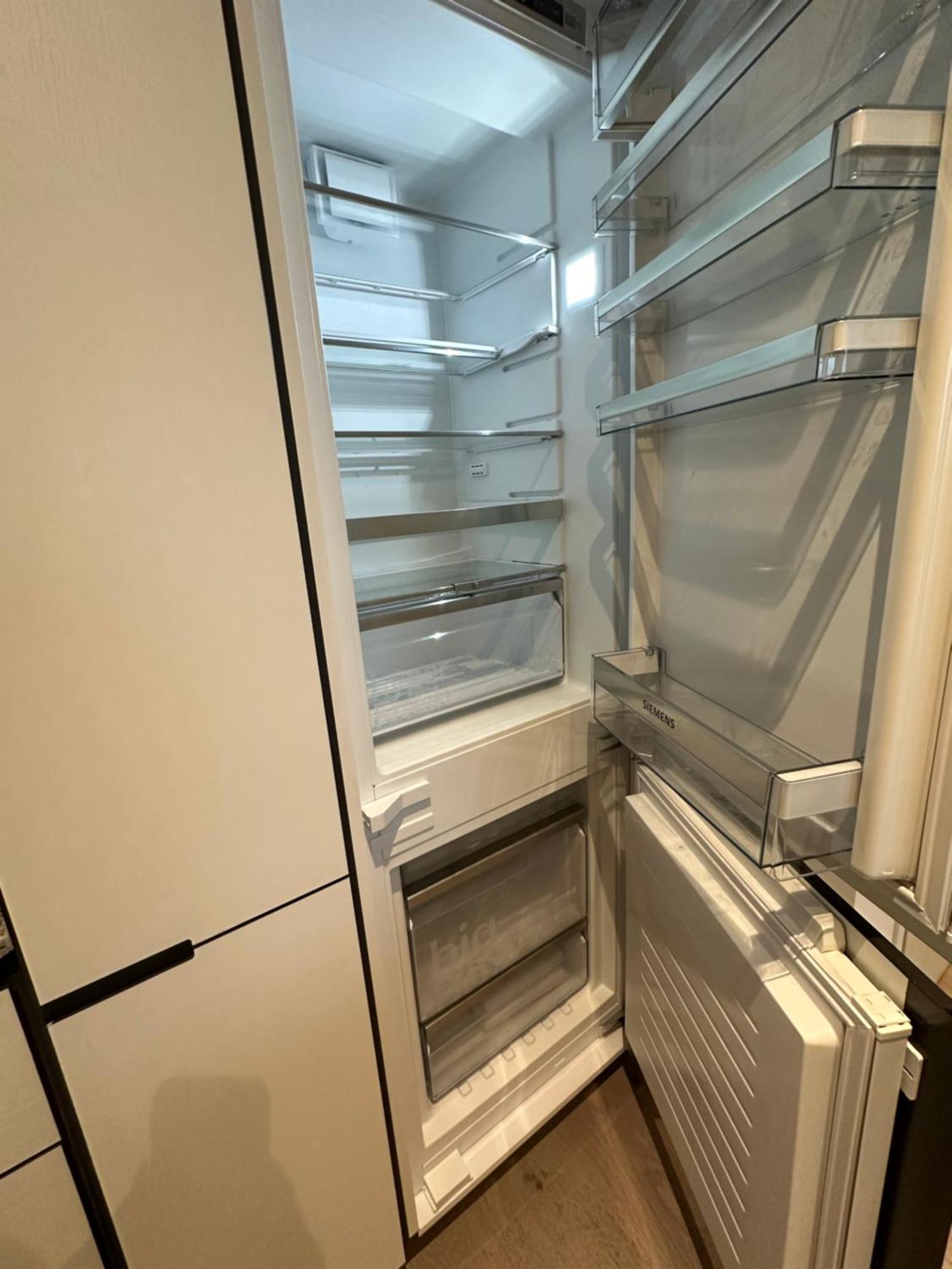 Fabulous View Brand New 2b2b Mel Cbd Apartment *