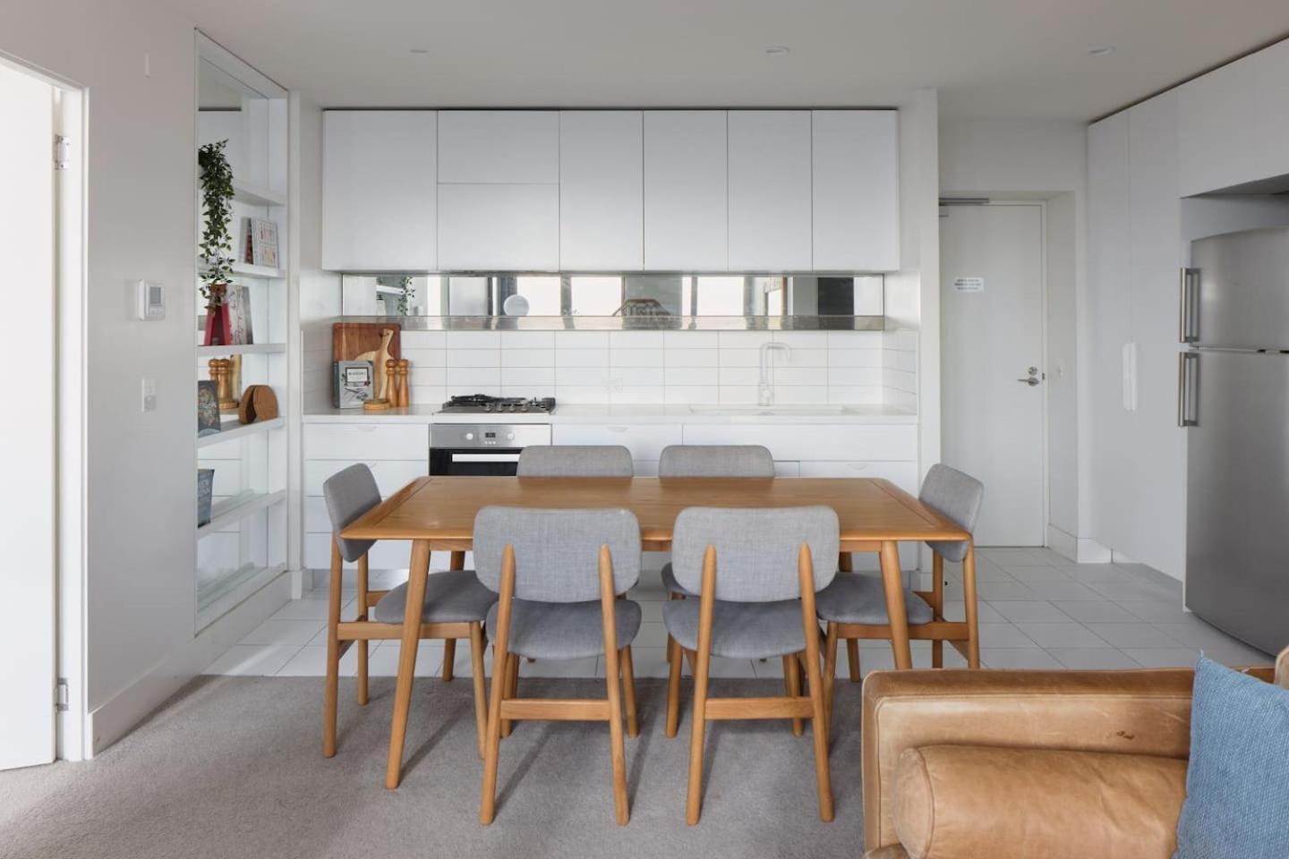 The Perch - Cosy Haven Next To Queen Victoria Market * Melbourne