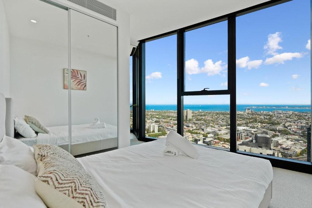 Southbank 2bdrm - 46th Floor Amazing View * Melbourne