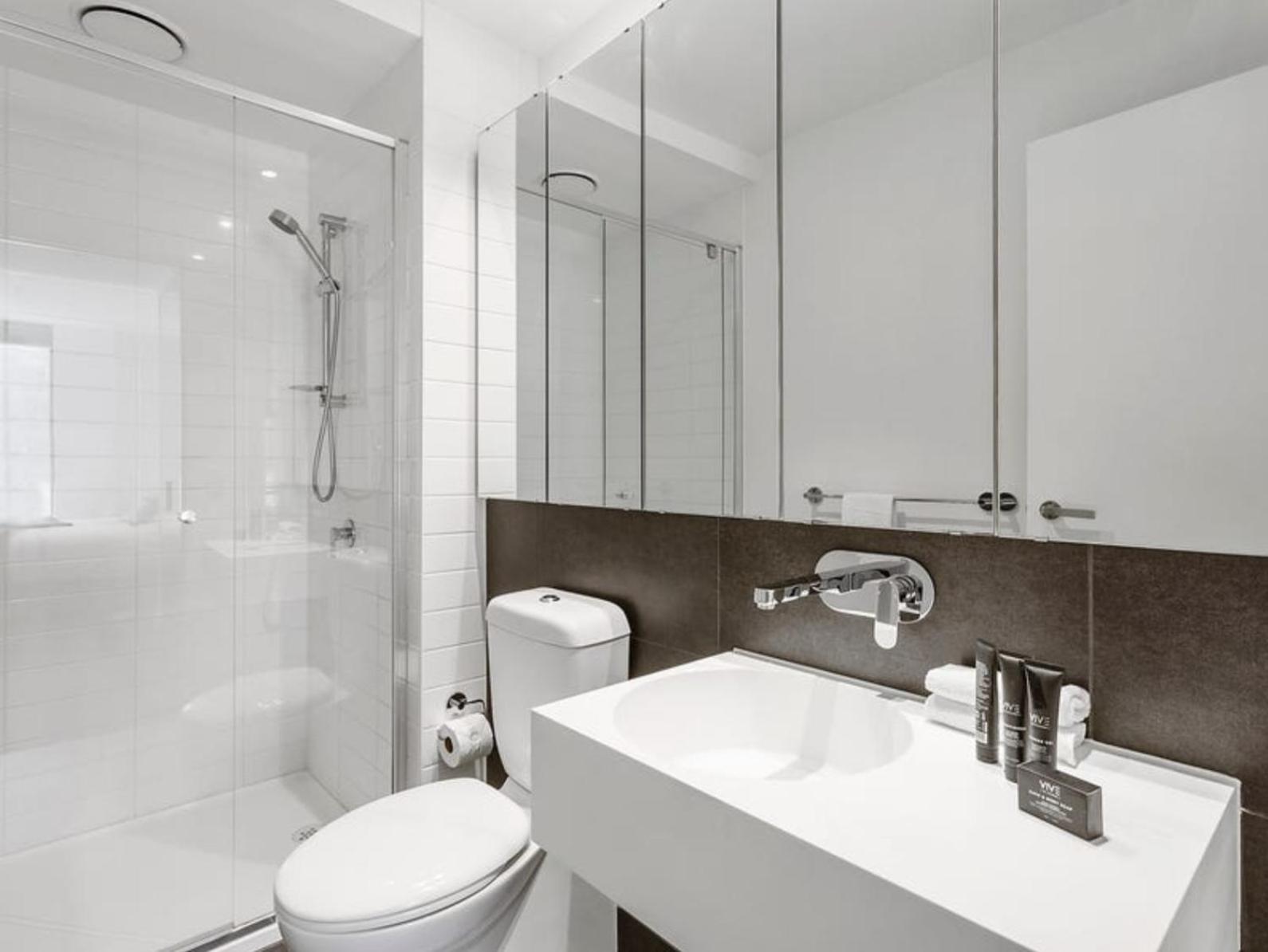 Readyset At Manhattan Apartment Melbourne