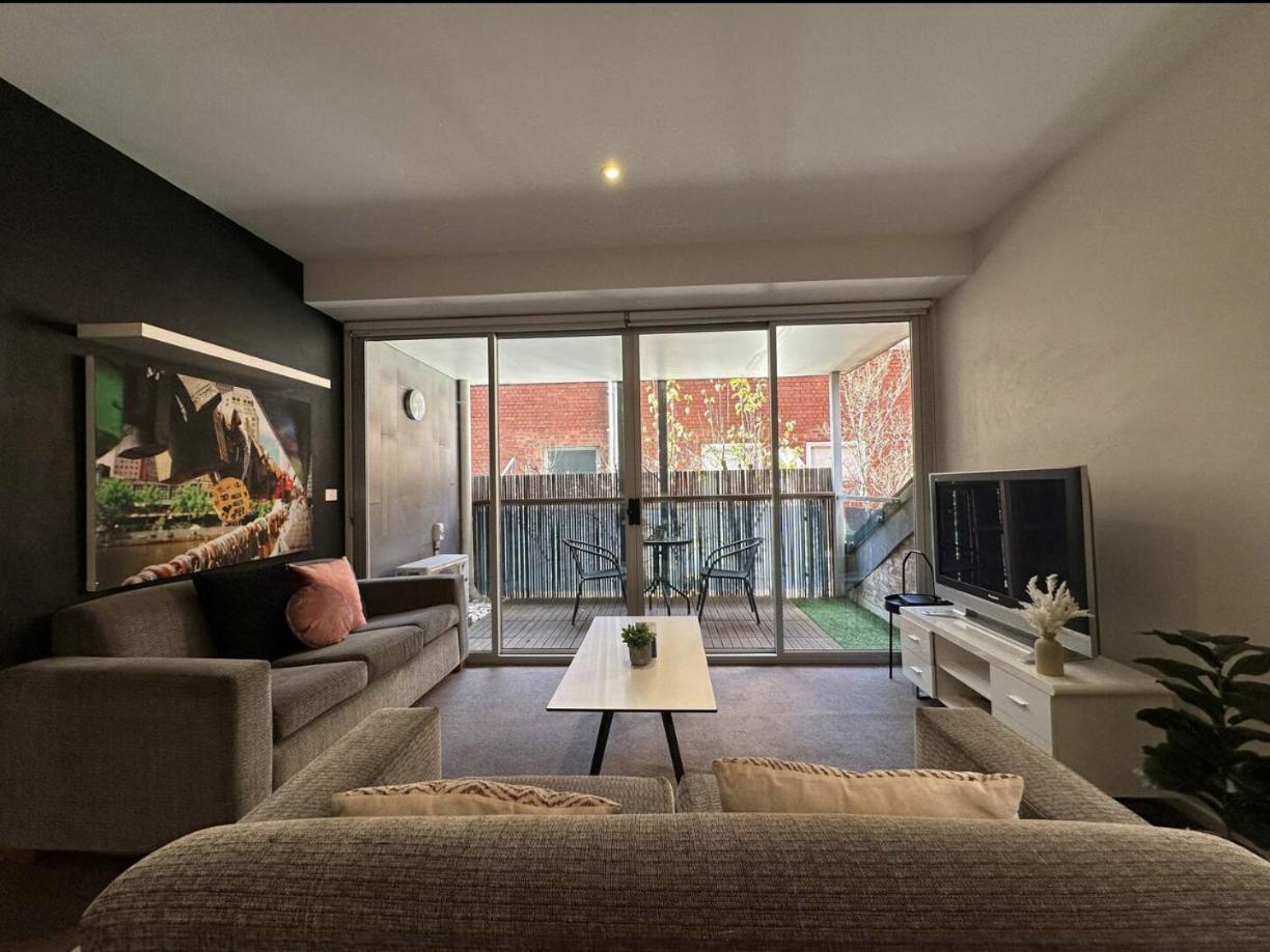 Apartment Coastal Comfort 2b2b Port Melbourne