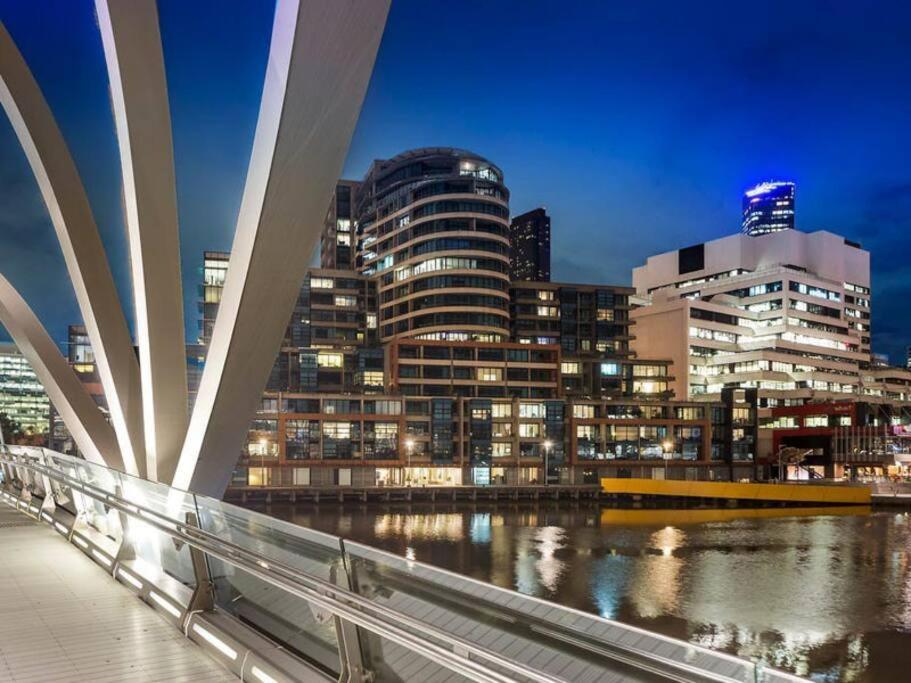 Luxury Premium 2-bedroom Oasis Near Yarra River * Melbourne