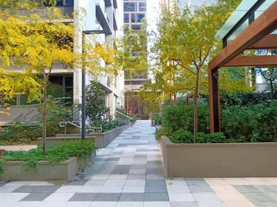 Apartment L39 1min To Southerncross,free Gym, Pool, Sunna,tram ,sauna *