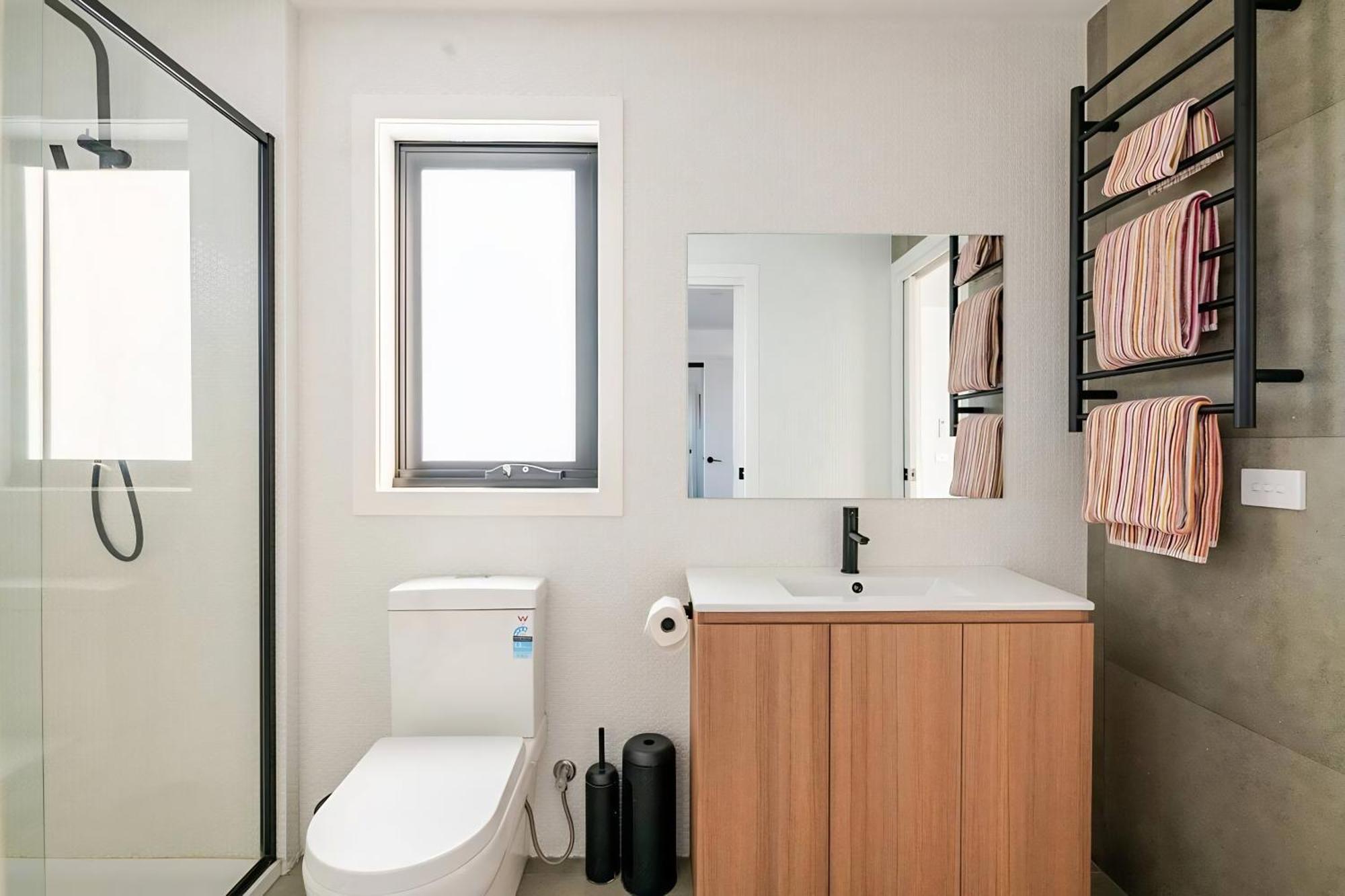 Holiday home Stunning, Modern, Two-story Detached Townhouse Melbourne