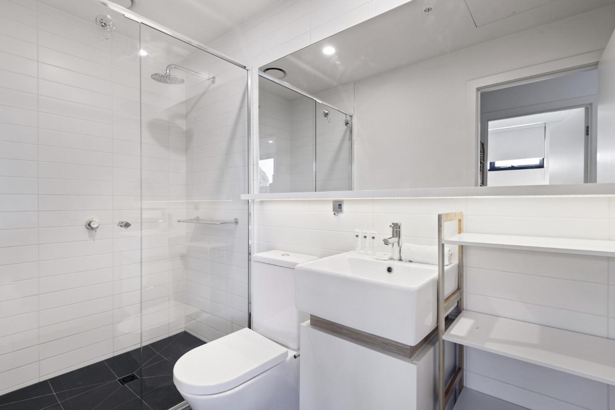 Cosy 1-bed With Private Balcony By Showgrounds Apartment