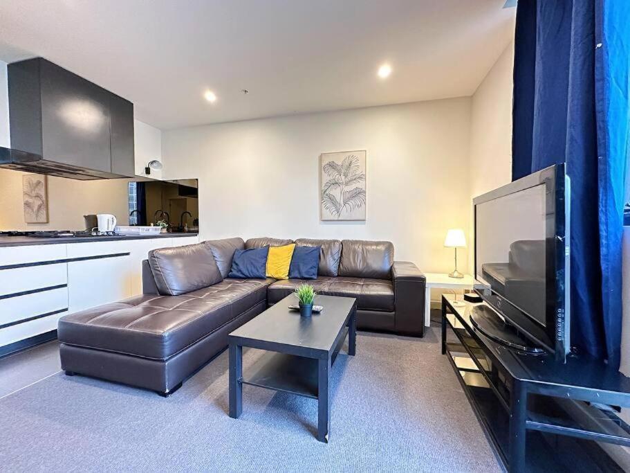 Bourke Retreats 1br On Chinatown *