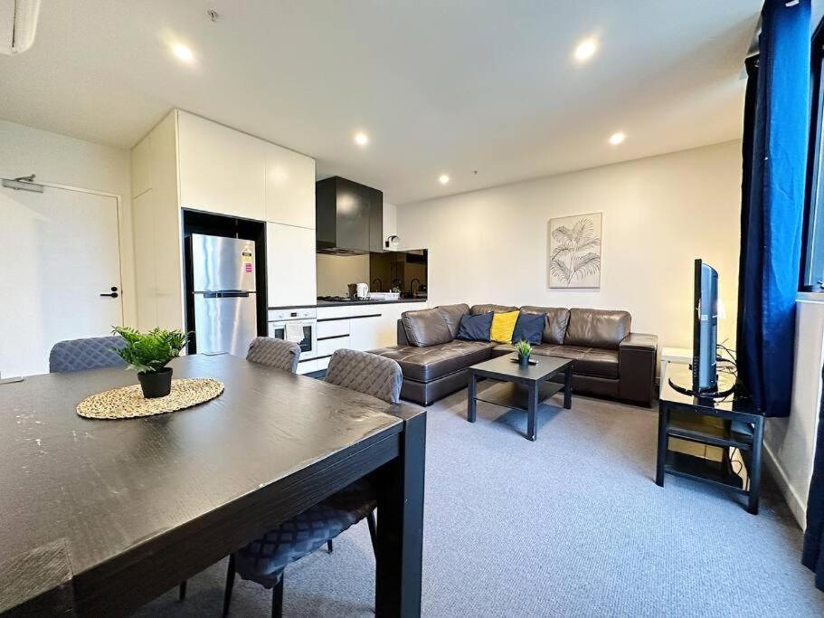 Bourke Retreats 1br On Chinatown Apartment