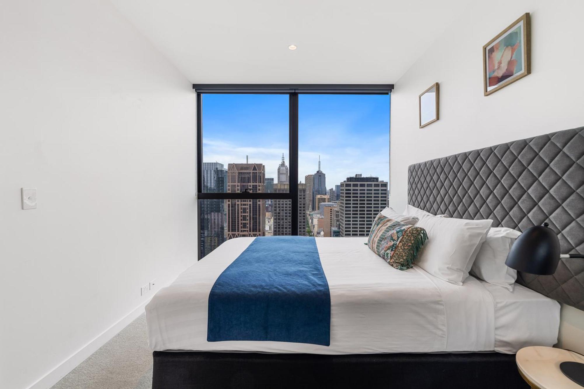Aparthotel Collins House By Cllix 4*