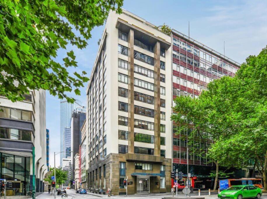 Cbd Comfy 2bedder Walking Distance To Crowncomplex *