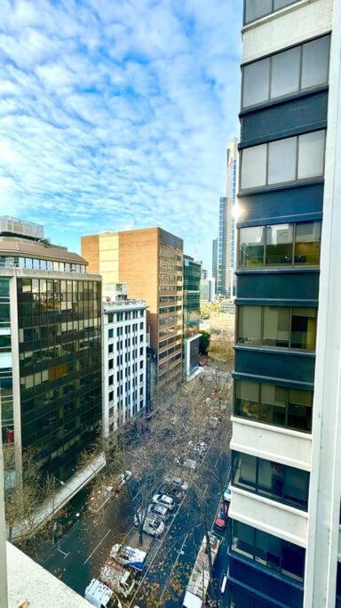 Cbd Comfy 2bedder Walking Distance To Crowncomplex Apartment Melbourne
