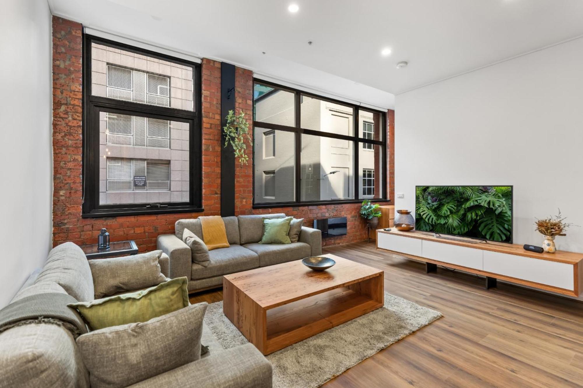 Apartment 1-bed Warehouse Conversion In Cbd *