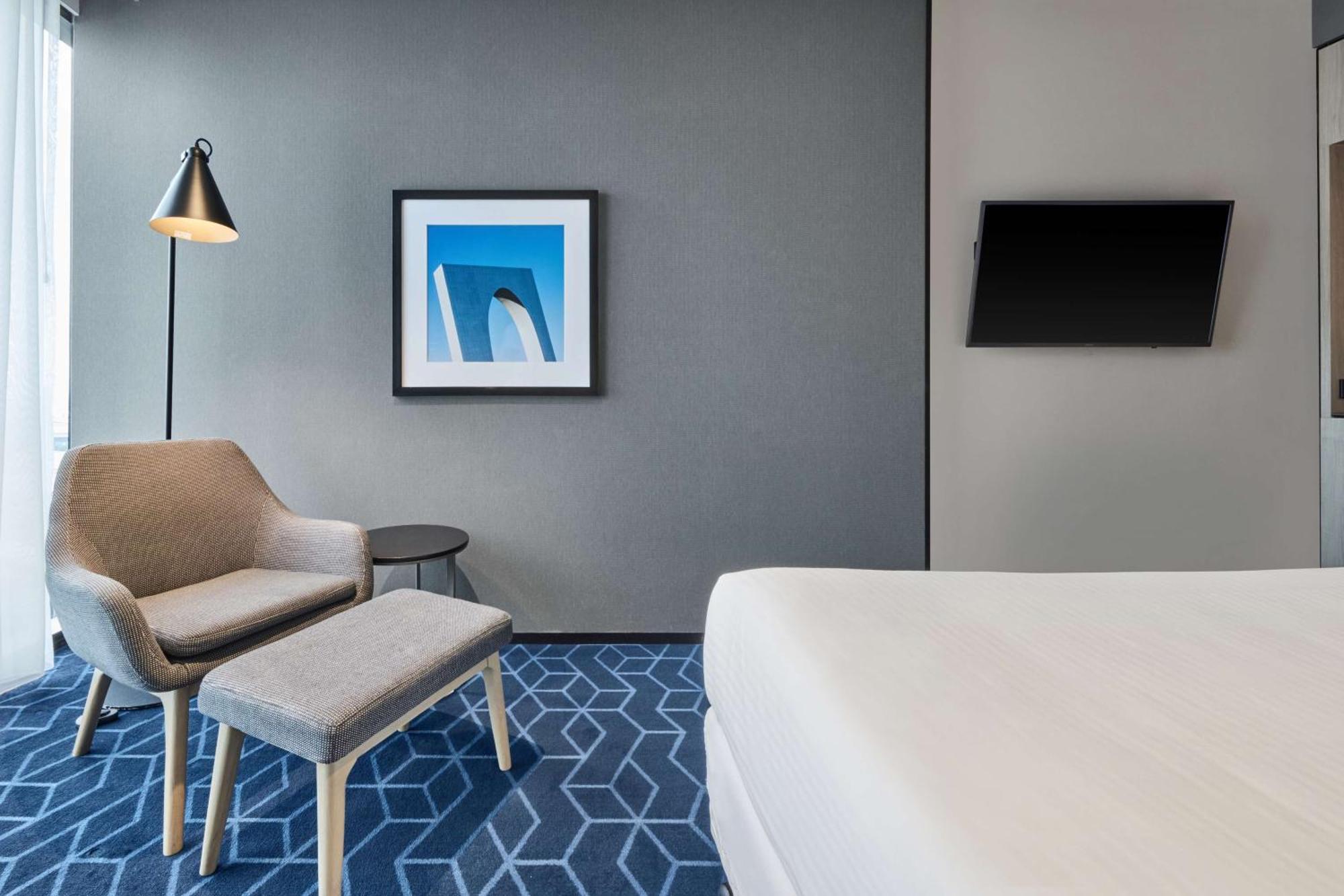 Hotel Vibe Docklands 4*