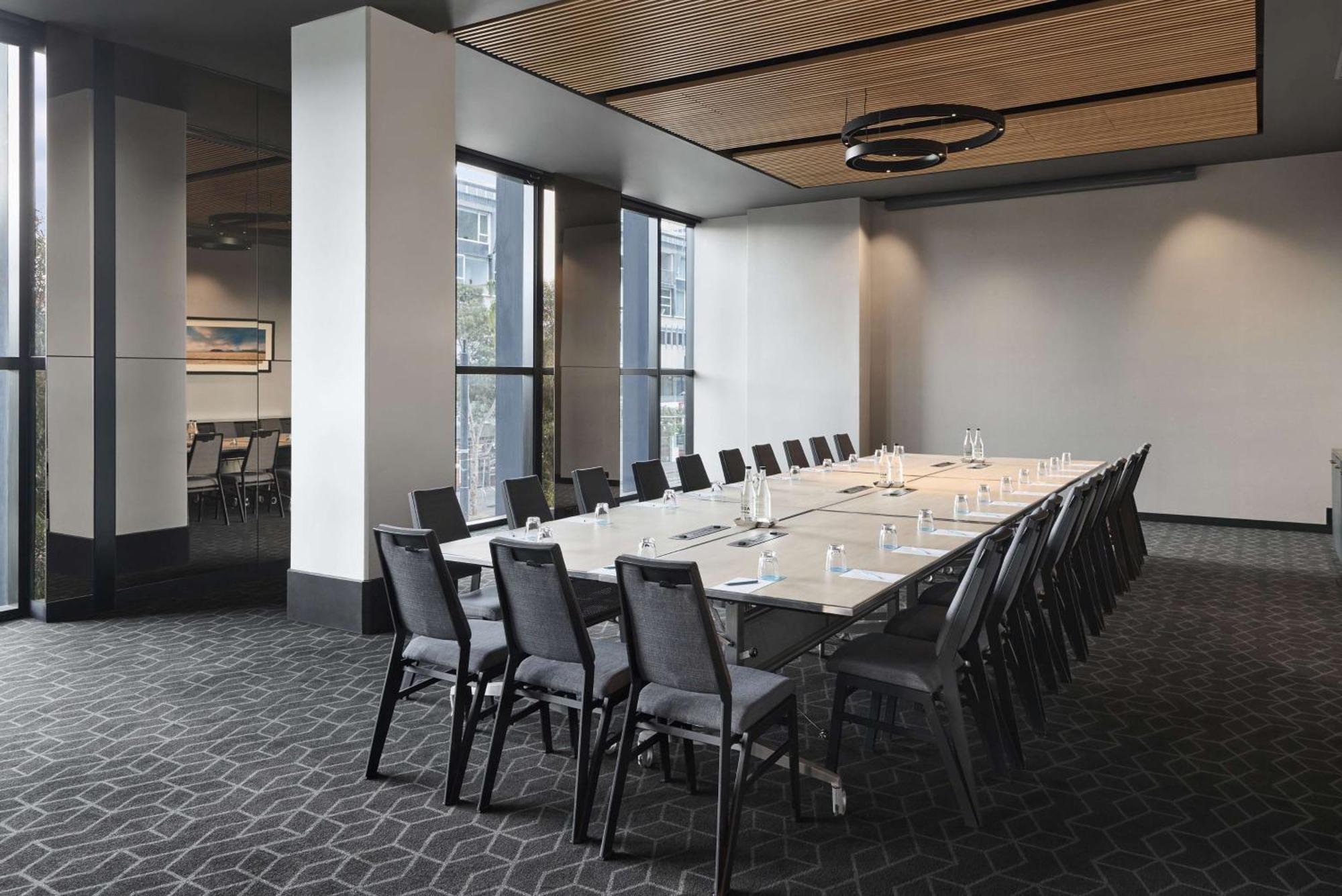 Vibe Docklands 4*