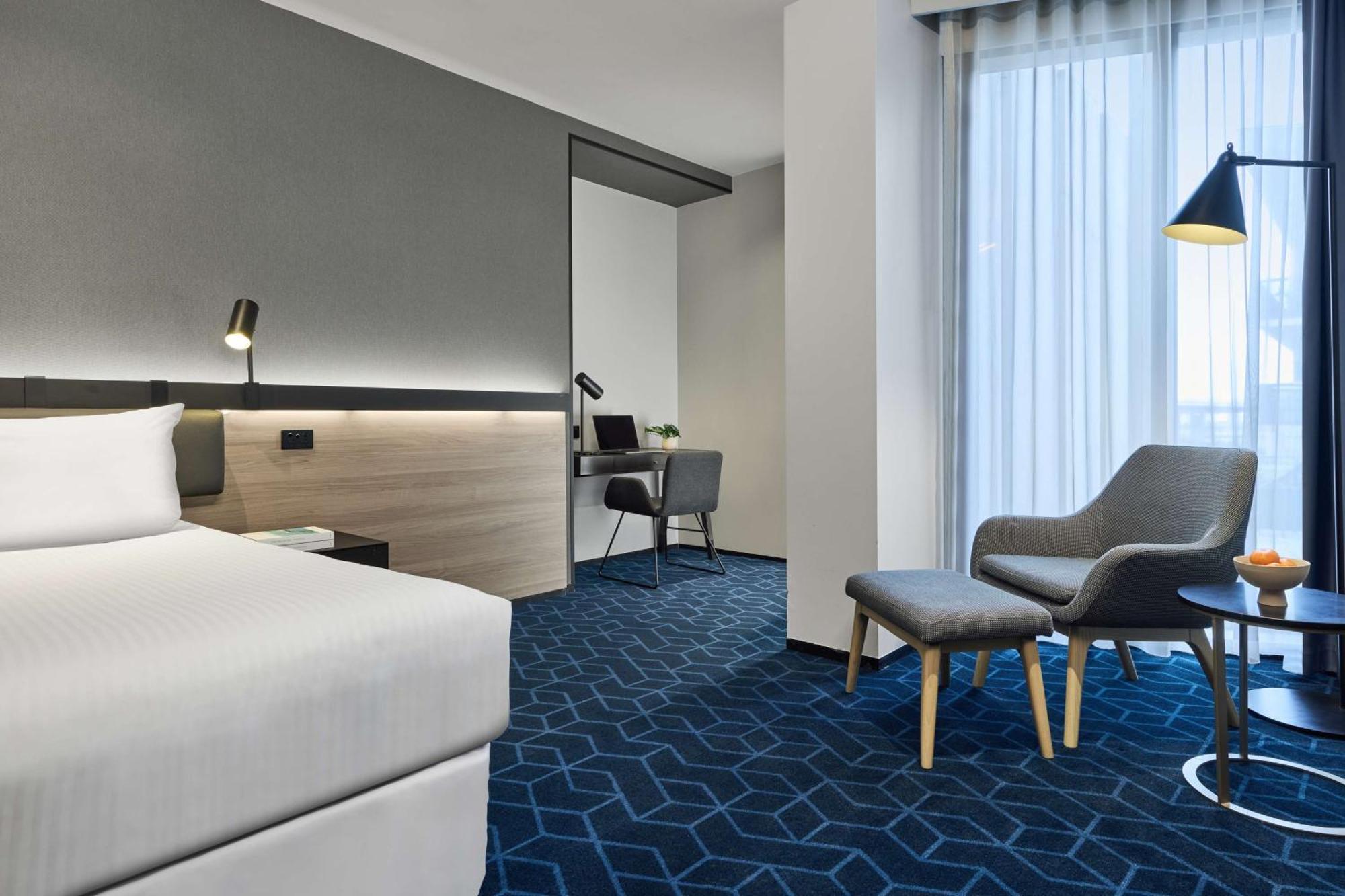 Hotel Vibe Docklands Melbourne
