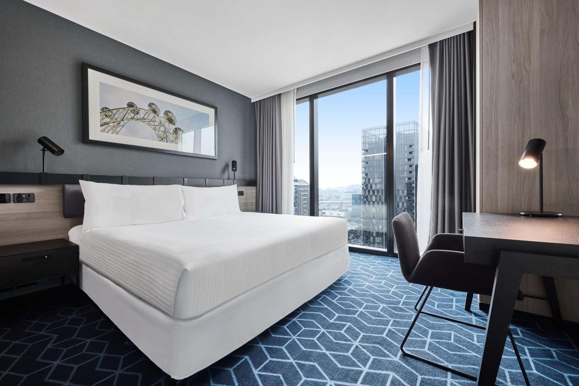 Hotel Vibe Docklands Melbourne