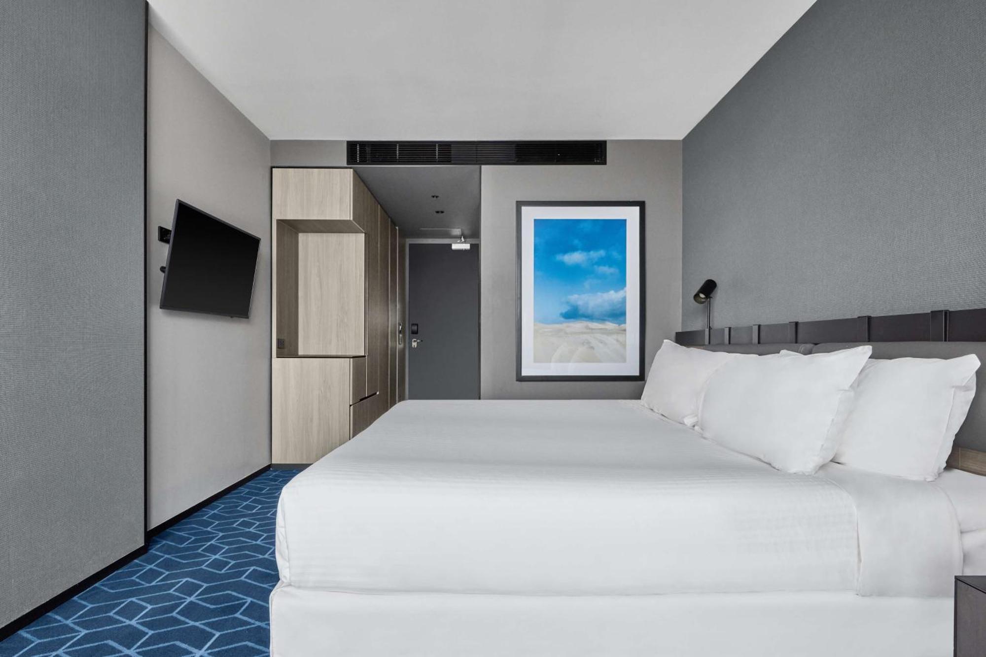 Vibe Docklands 4*