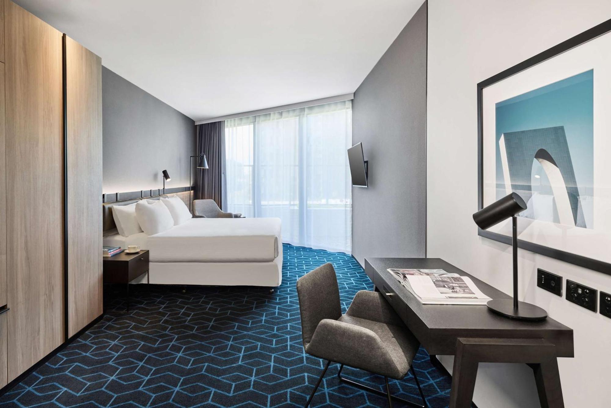 Hotel Vibe Docklands Melbourne
