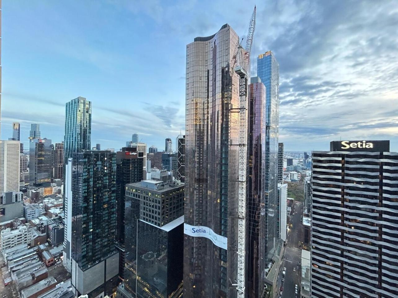 View 2br1ba 40floor In Cbd Balcony Wifi *