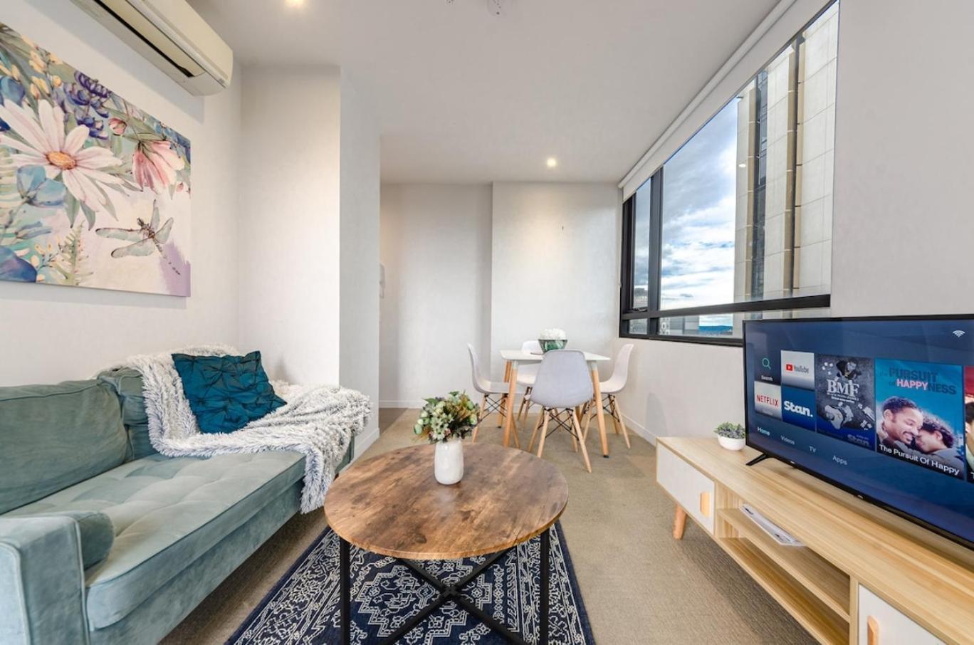 View 2br1ba 40floor In Cbd Balcony Wifi Apartment *