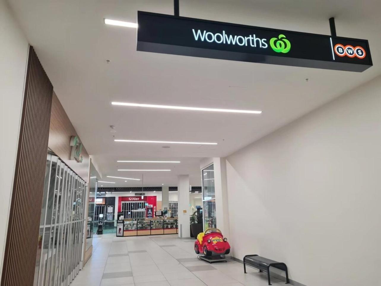 Close To Mel Uni 2br2ba Parking Balconywifigym Apartment Melbourne