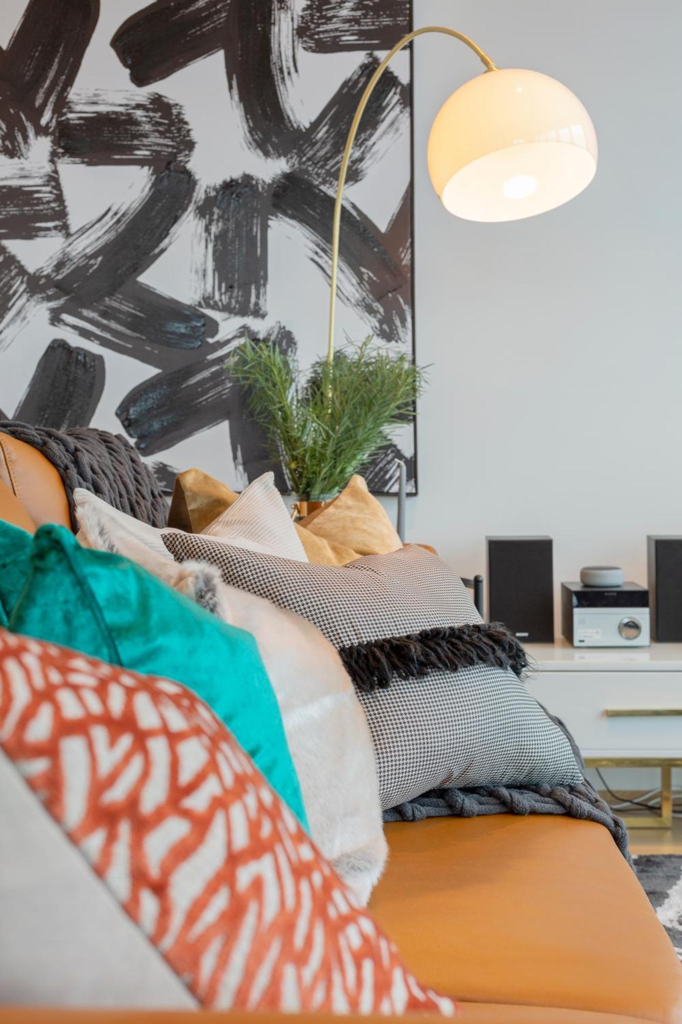 Sensational 270 Manhattan Views Opposite Crown *